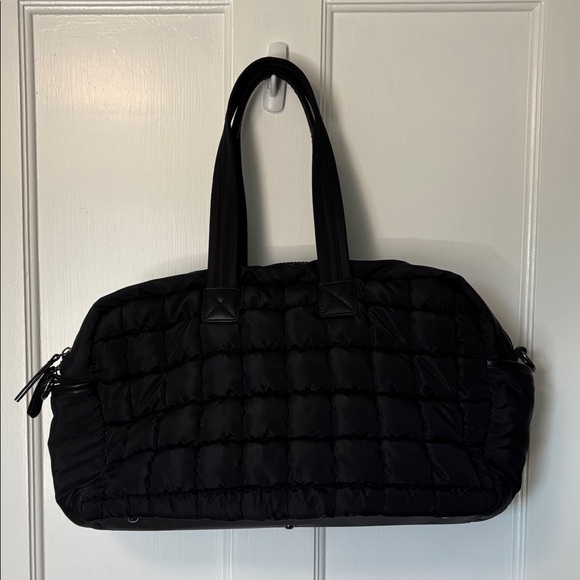 Black Quilted Duffel/Travel Bag - Picture 1 of 9